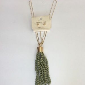 NWT. Fashion Boho Necklace/Earring Set